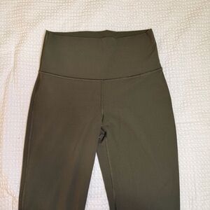 TNAction Olive High-Waisted Leggings - Aritzia